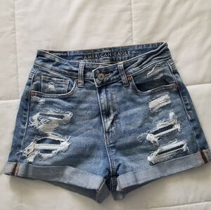 American Eagle Outfitters Destroyed Rolled Denim Mom Shorts Sz 2.